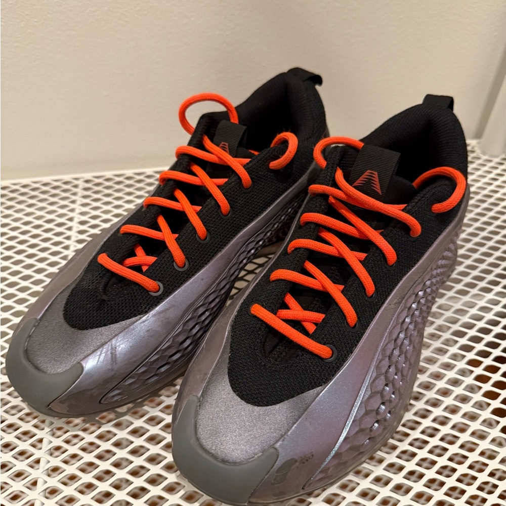 Adidas Anthony Edwards 1 Basketball Shoes / only worn indoors on the court
